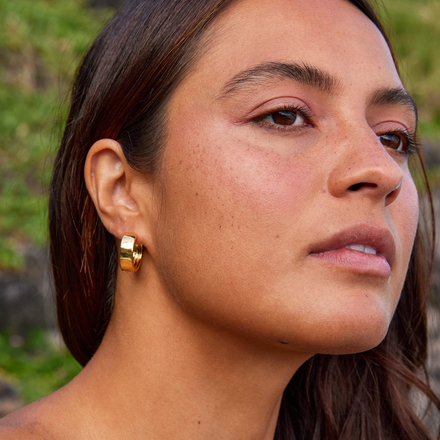 Joy Hoops in Gold