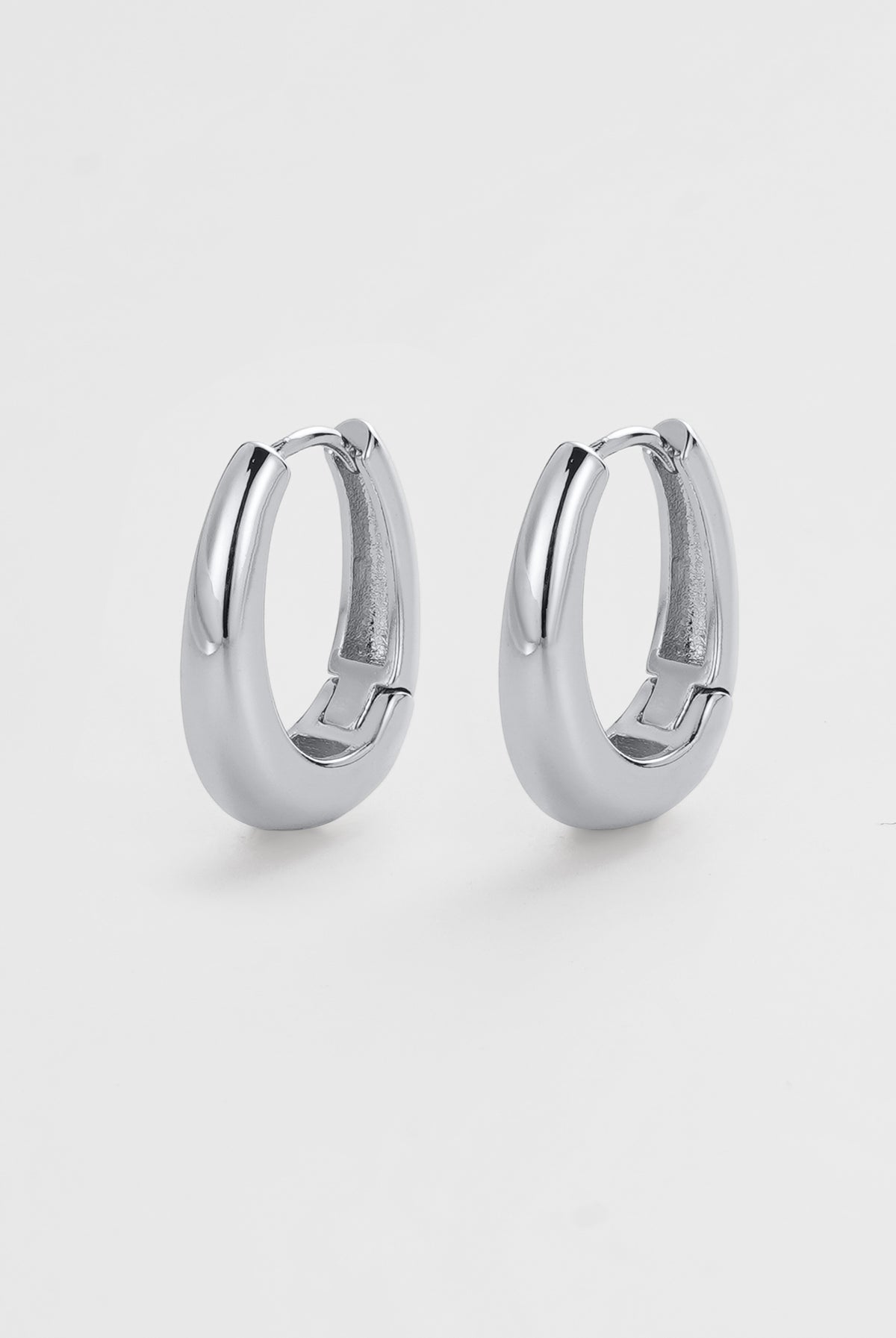 ZAFINO | Pia Hoop Medium