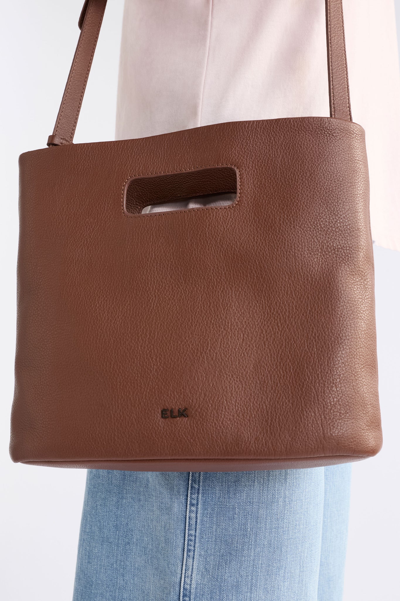 Vio Leather Tote - Tan