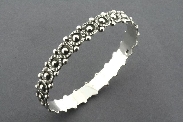 Detailed Bead Bangle
