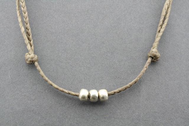 Knot necklace