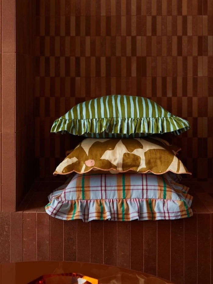 MOSEY ME | Strokes Ruffle Cushion
