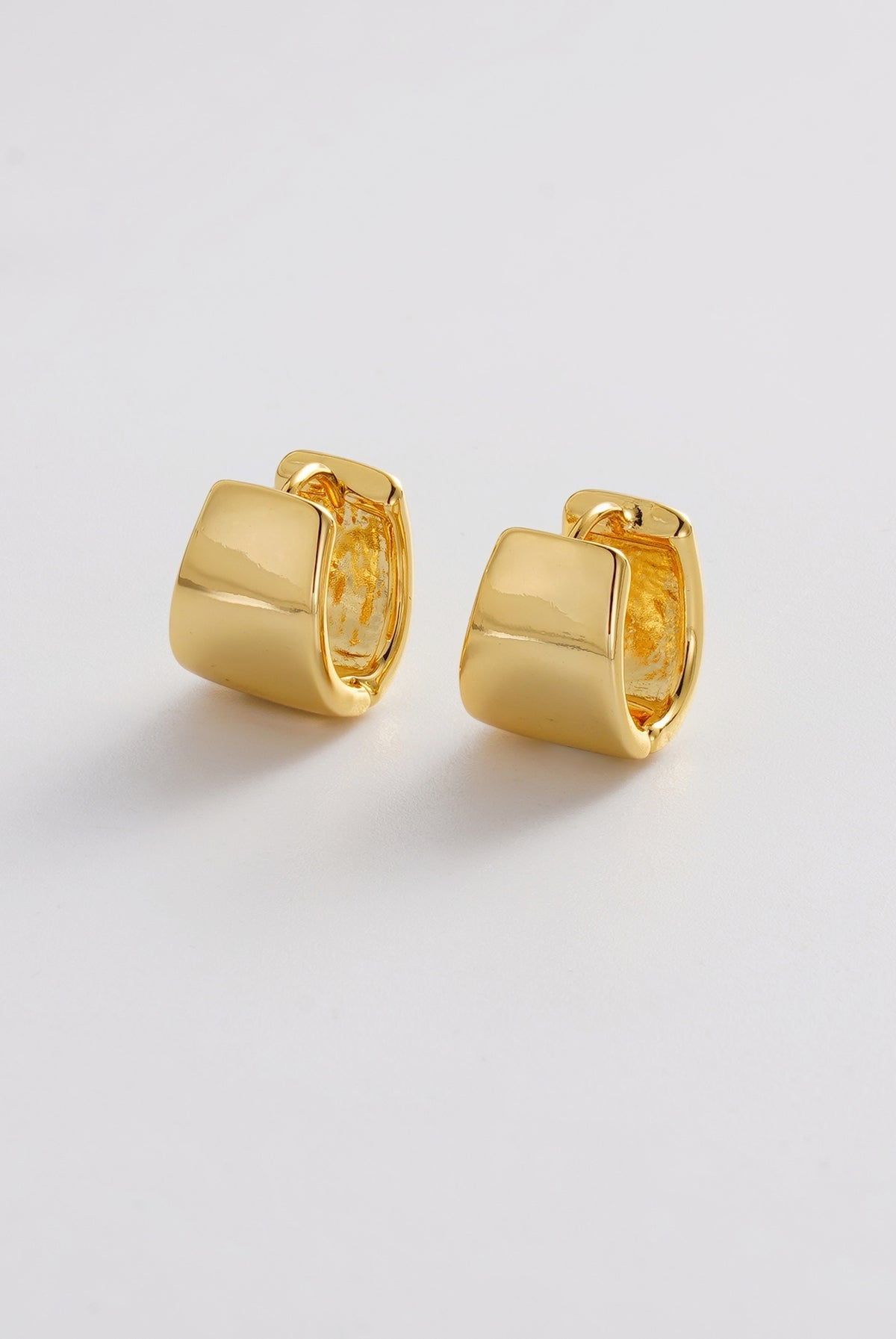 Zafino | Riley Hoop Gold