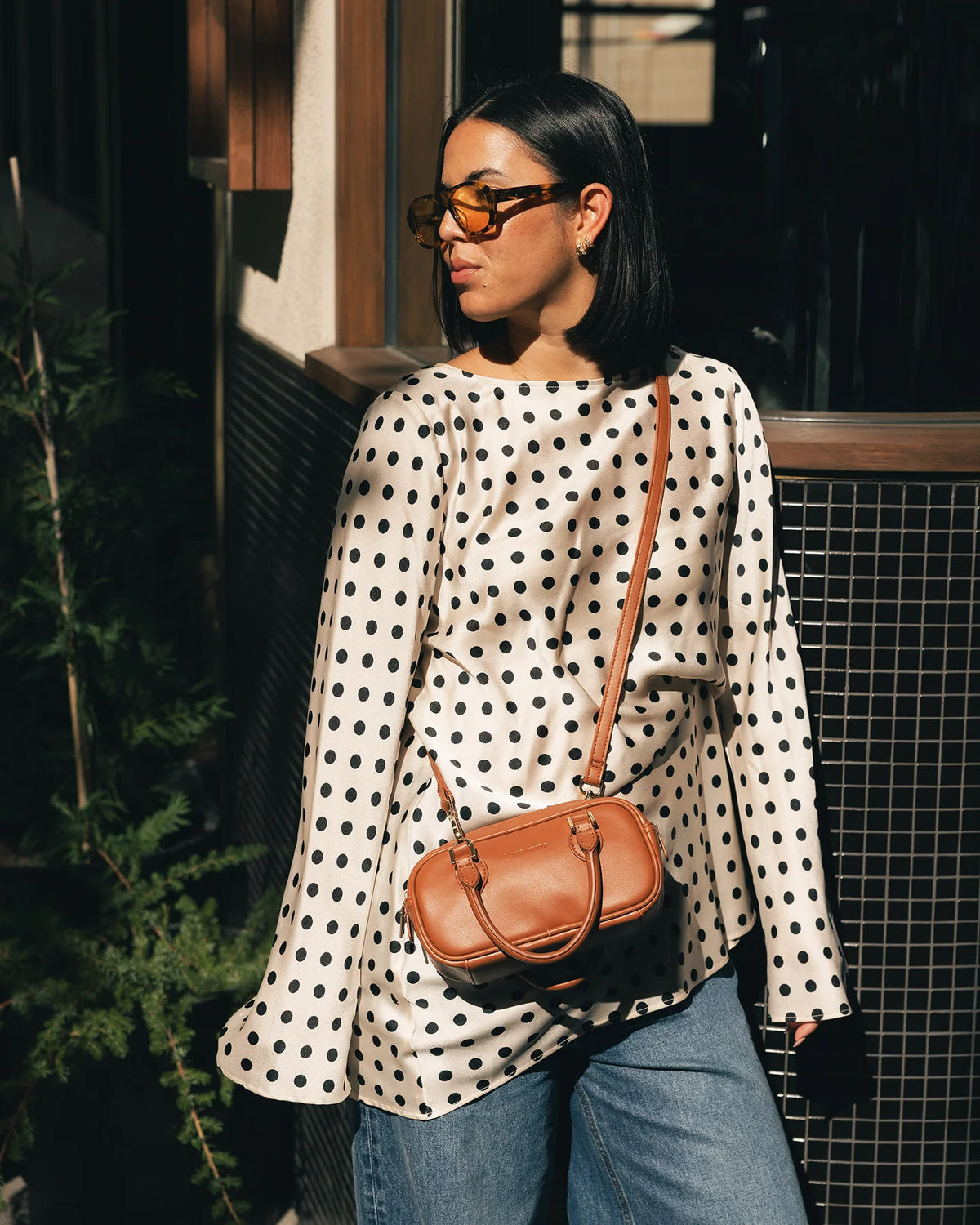 LOUENHIDE | Arki Tan Crossbody