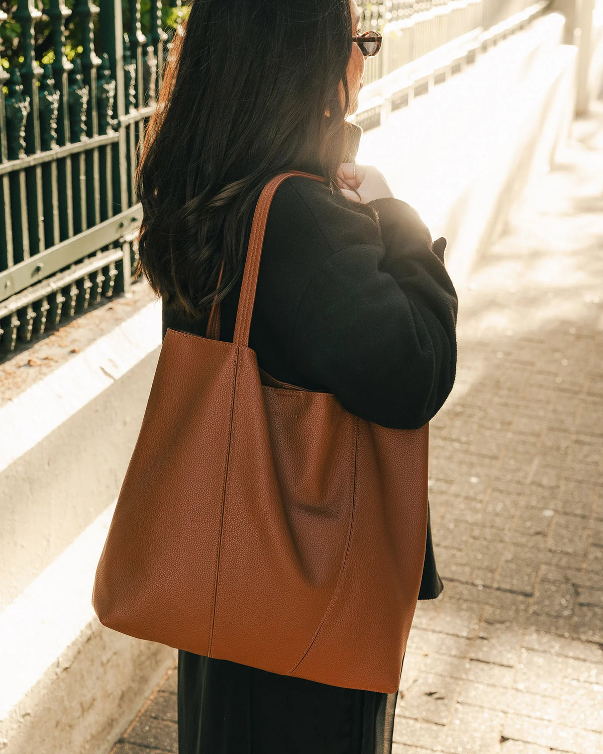 LOUENHIDE | Colby Tan Tote