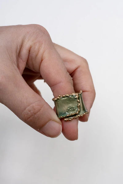 Busta Ring
