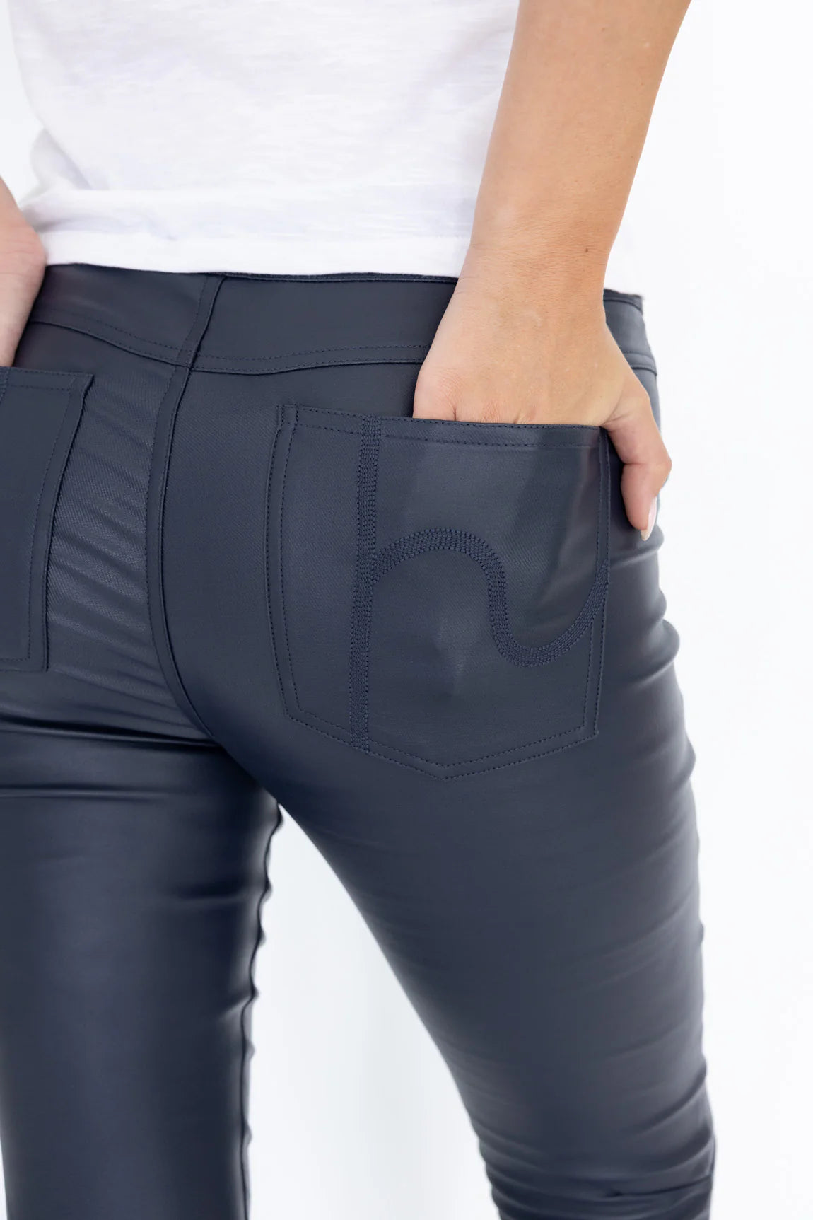 Status Pant - Navy