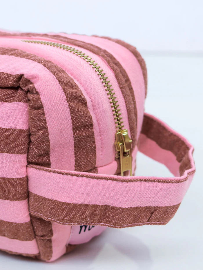 Sundae Seersucker Wash bag