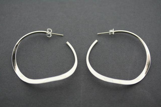 Curved Hoop Stud earings