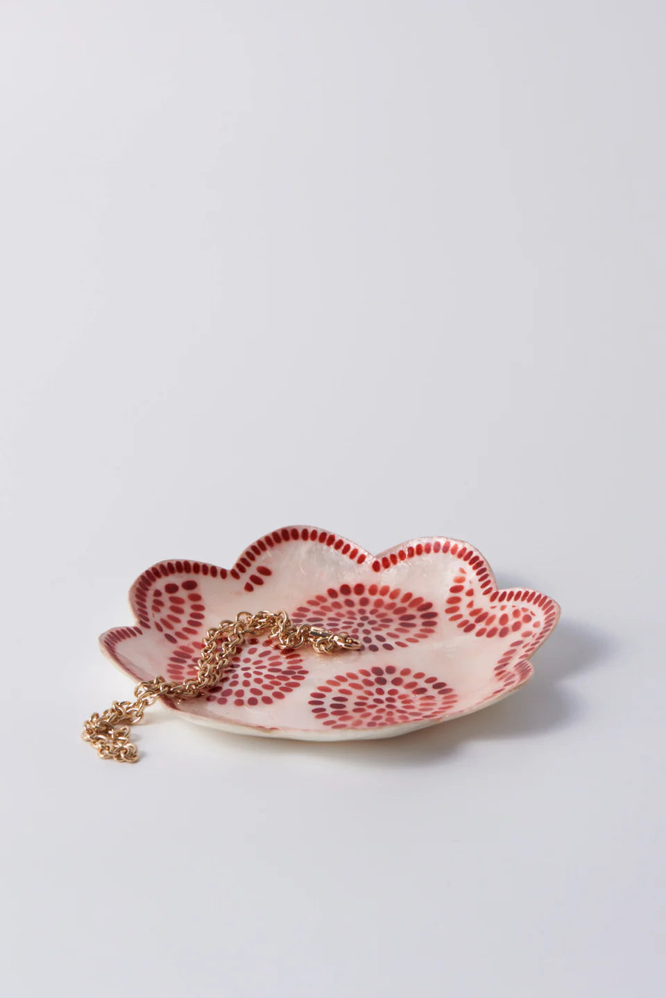 Atlantic circle red dish